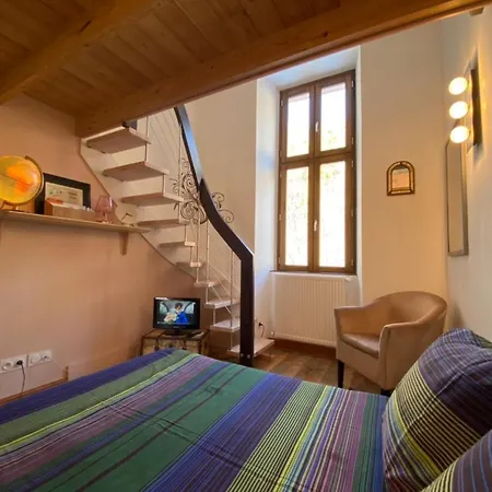 Magnifique 8 Couchages Dans Historique Jausiers